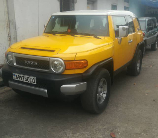 mise-en-vente-toyota-fj-dora-disponible-chez-el-motors-toujours-mwana-bilaka-big-1