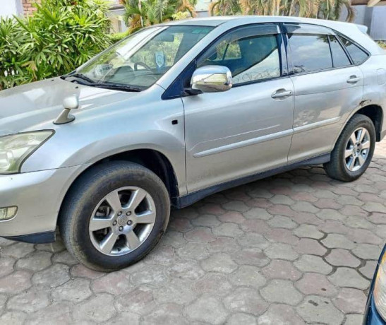 toyota-harrier-bk-disponible-chez-el-motors-toujours-mwana-bilaka-big-4