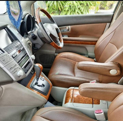 toyota-harrier-bk-disponible-chez-el-motors-toujours-mwana-bilaka-big-3