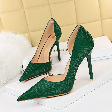 chaussures-a-talons-hauts-pour-femmes-escarpins-retro-en-peau-de-serpent-de-luxe-pour-banquet-2023-big-1