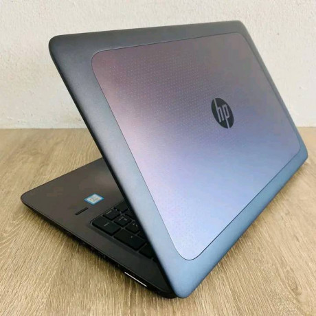 hp-z-book-processeur-intel-core-i7-big-2