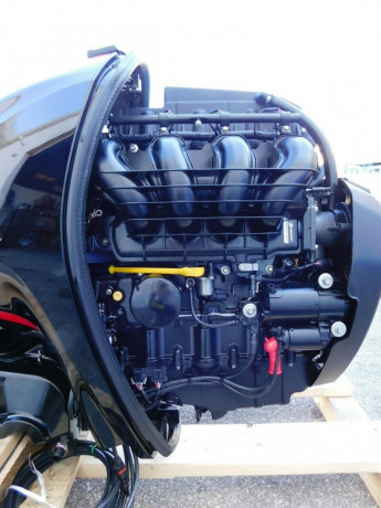 2023-mercury-pro-xs-150-hp-30l-l4-outboard-engine-big-3