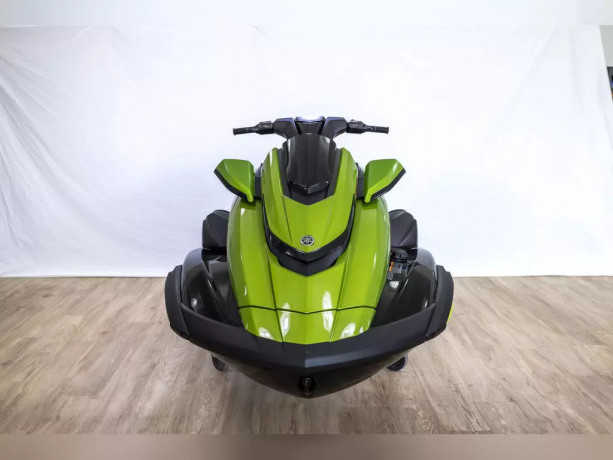 2025-yamaha-waverunner-fx-cruiser-svho-jetski-big-1